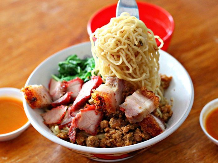 Babi Panggang hingga Bakmi Bisa Dinikmati di 5 Tempat Ini