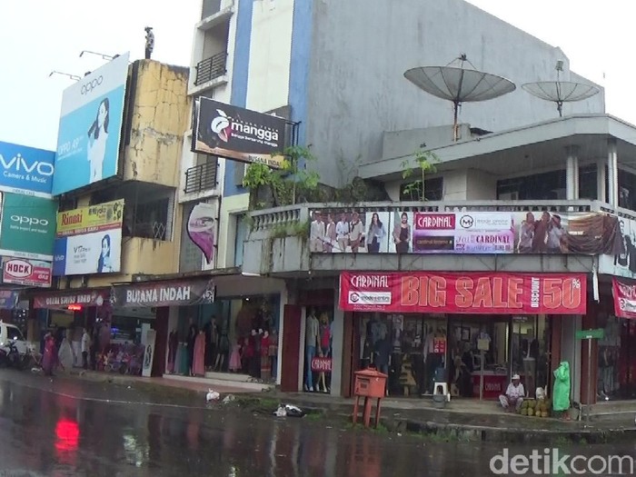 Monyet liar bikin geger masuk lapas hingga pertokoan di Banjarnegara, Rabu (27/1/2021).