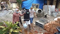 AF (30) dan YN (40) diduga memerkosa S pada 2020. Polisi menyebut YN diduga membantu suaminya memerkosa S karena diancam bakal diceraikan jika tidak menuruti keinginan AF. (Foto: Jeka Kampai-detikcom)