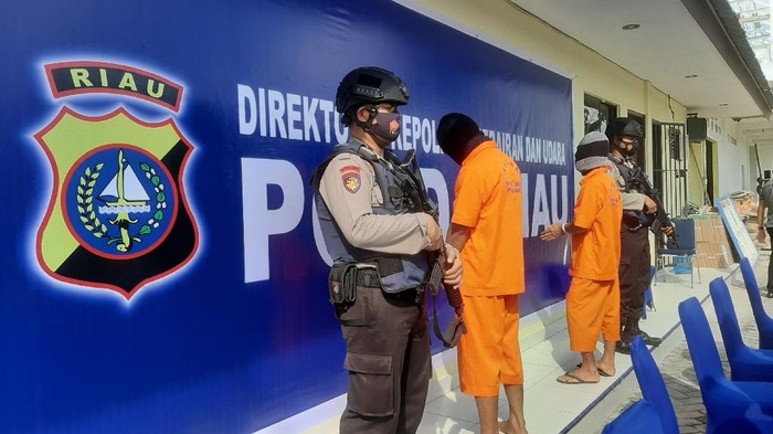 Polisi tangkap 2 perompak kapal asing di Pekanbaru