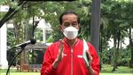 Foto: Vaksinasi Kedua, Jokowi Pakai Kaos Kutang Doang