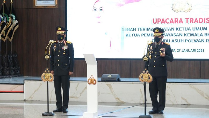Serah terima jabatan Kapolri dari Jenderal Idham Azis ke Jenderal Listyo Sigit Prabowo