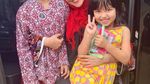 Momen Kuliner Tsania Marwa yang Suka Foto Cantik di Kafe