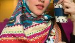 Momen Kuliner Tsania Marwa yang Suka Foto Cantik di Kafe