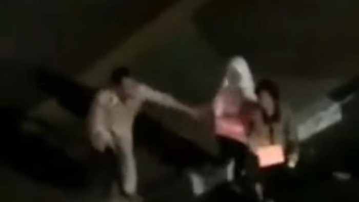 Viral Video Aksi Copet di Lampu Merah Pasar Rebo