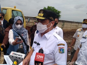 Ariza Telepon Luhut, Minta Pasien COVID Botabek Dirawat di Daerah Masing-masing