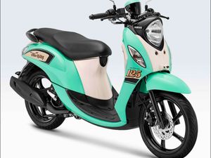 Yamaha Fino 125 Sporty Kini Punya Baju Baru