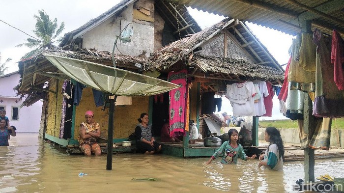 518 keluarga terdampak banjir di Pandeglang Banten