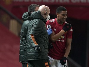 MU Diserang Sheffield, Eh Martial Malah Jogging, Kebobolan Deh...