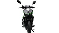 Hal itu terlihat dari bentuk fascia yang sporty dan garis bodi belakang yang racy, bahkan bentuk peleknya sangat mirip seperti Honda GTR 150. Foto: Arena Motosikal