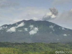 PVMBG Akan Pasang GPS dan Teliti Bau Belerang dari Gunung Raung