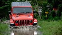 Command Trac 4X4 yang merupakan sistem untuk kemampuan off road di segala cuaca. Foto: dok. Jeep