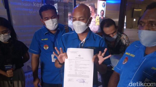 KNPI Polisikan Abu Janda Terkait Cuitan Rasisme ke Natalius Pigai