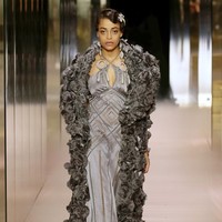 Koleksi Fendi Couture Spring/Summer 2021 bertajuk Orlndo yang terinspirasi dari karya Literatur Virginia Woolf.. Foto: dok. Fendi.
