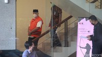 Wenny Bukamo diperiksa KPK dalam perkara dugaan penerimaan suap pengadaan barang dan jasa di lingkungan Pemkab Banggai Laut Tahun Anggaran 2020.