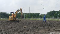 Lahan pemakaman untuk COVID-19 di TPU Keputih total seluas 1,8 hektar. Sedangkan selama pandemi COVID-19 tiga  blok sudah terpakai. 