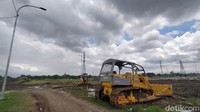 Sedangkan untuk rencana perluasan lahan di TPU Keputih, Munadji mengungkap perluasan lahan sudah berjalan lama sebelum adanya pandemi COVID-19. Namun awalnya bukan untuk COVID-19. 