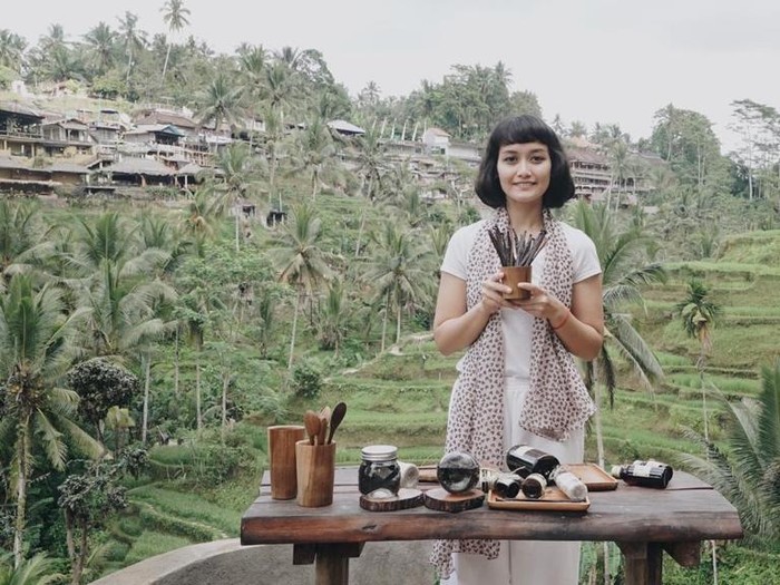 Lidya Rinaldi Lidya Rinaldi