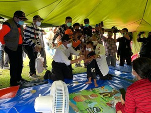 Menko PMK Minta Kelompok Rentan Korban Gempa Sulbar Dievakuasi dari Bukit
