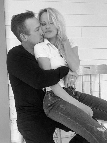 pamela anderson menikah