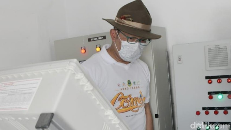 Smart Green House Diresmikan Ridwan Kamil di Garut