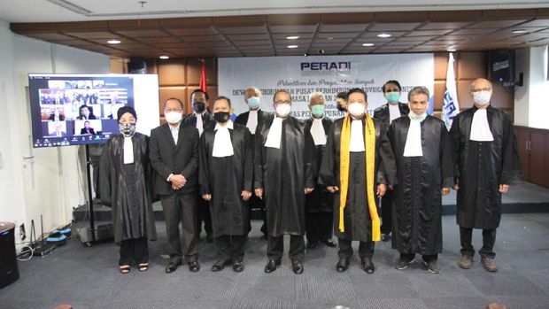 Susunan kepengurusan dewan pengawas dan dewan kehormatan