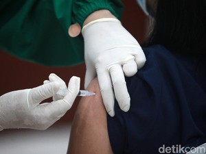 Target Vaksinasi COVID-19 RI 181,5 Juta Orang, Begini Tahapannya