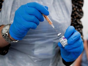 Uni Eropa Kecewa atas Penundaan Vaksin COVID-19 AstraZeneca
