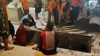 Lokasi makam Wismoyo, berada satu kompleks dengan makam Soeharto. Namun makam keduanya tidak berada di dalam ruang yang sama.