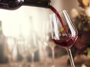 Sadis! China Kenakan Bea Masuk 218% buat Wine Australia