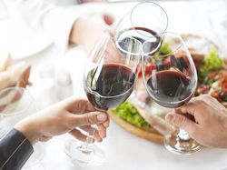 7 Fakta Wine, Minuman yang Diduga Dibeli Edhy Prabowo Pakai Uang Suap