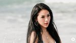 Kenalan dengan Amelia NS, Si Seksi Serba Bisa