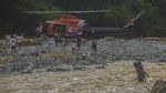 Suku Dayak Meratus Korban Banjir Kalsel Dipasok Logistik Lewat Udara