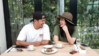 Setelahnya, keduanya pun makin sering mengunggah foto bersama. Dok. Instagram/ibnujamilo