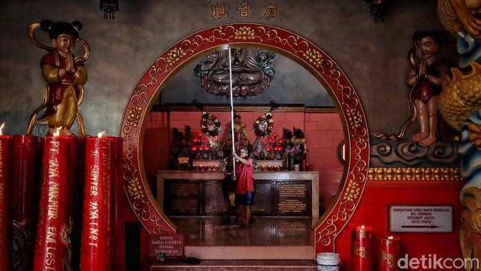 Indahnya Keberagaman di Salah Satu Kelenteng Tertua Ibu Kota Kelenteng Da Bo Gong, Ancol, merupakan salah satu kelenteng tertua yang ada di Jakarta. Bangunan itu pun jadi saksi harmonisasi antar umat beragama di Ibu Kota.