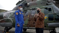 Helikopter Super Puma NAS-332 C1+ akan dilengkapi dengan Hoist untuk menarik/mengevakuasi korban pada sisi pintu kanan. Selain itu, helikopter ini juga memiliki sling yang berfungsi untuk membawa barang atau kendaraan taktis dengan beban maksimal 4,5 ton. Istimewa/Dok. PTDI.