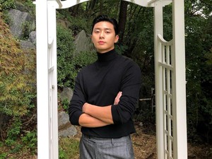 Park Seo Joon Jadi Suami Park Bo Young di Film Concrete Utopia, Intip Fakta Lainnya!
