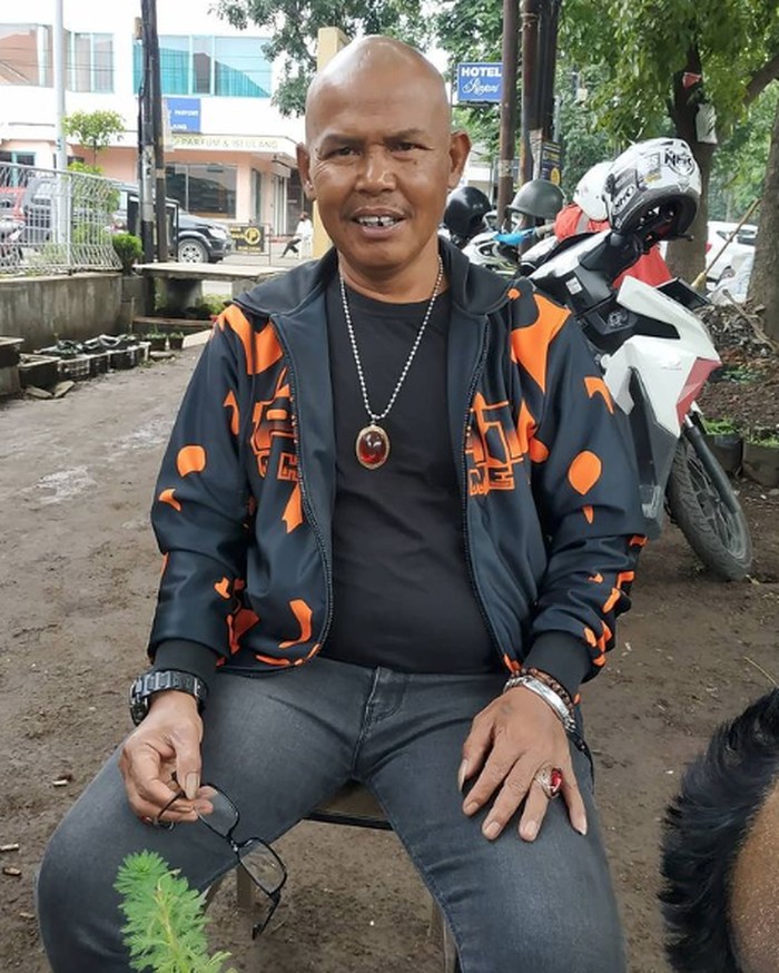 Pipit Preman Pensiun Pipit Preman Pensiun