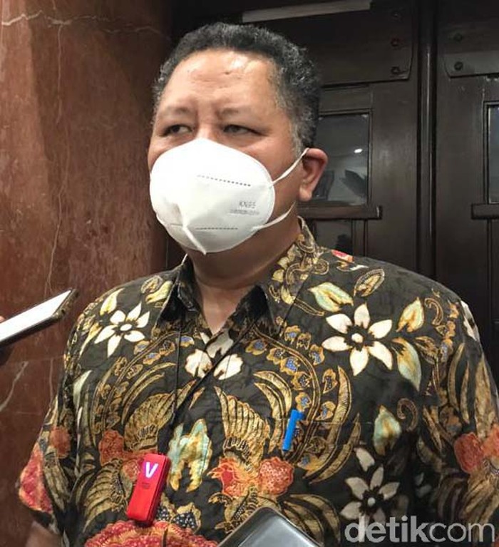 Plt Wali Kota Surabaya, Whisnu Sakti Buana