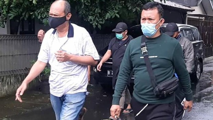 R Dharana Herlambang Parikesit.