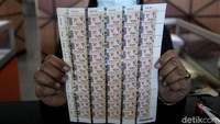 Kenaikan tarif materai ini dilakukan karena tarif materai sudah 20 tahun tak naik. Meski naik, Staf Khusus Menteri Keuangan Yustinus Prastowo mengatakan tarif bea meterai Indonesia dibandingkan negara lain misalnya Korea Selatan (Korsel) masih lebih rendah.