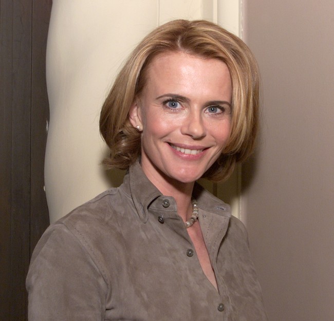 Mundur ke 1993, aktris Serena Scott Thomas pernah melakoni karakter Diana di film yang diadaptasi dari buku biografi Diana: Her True Story karya Andrew Morton. (Foto: Getty Images/Kevin Winter)