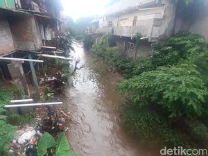 Update Kali Sampah Depok: Ada yang Mulai Bersih, Ada yang Masih Kotor