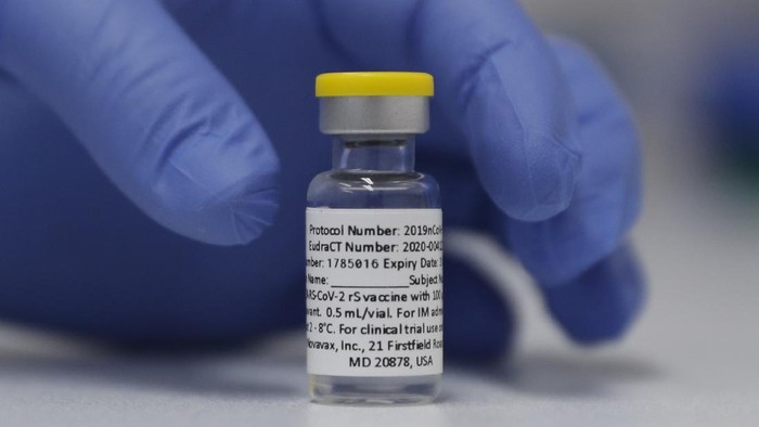 A dose of the Phase 3 Novavax coronavirus vaccine is seen ready for use in the trial at St. Georges University hospital in London Wednesday, Oct. 7, 2020. Novavax Inc. said Thursday Jan. 28, 2021 that its COVID-19 vaccine appears 89% effective based on early findings from a British study and that it also seems to work — though not as well — against new mutated strains of the virus circulating in that country and South Africa. (AP Photo/Alastair Grant)