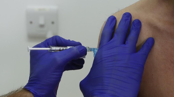 A dose of the Phase 3 Novavax coronavirus vaccine is seen ready for use in the trial at St. Georges University hospital in London Wednesday, Oct. 7, 2020. Novavax Inc. said Thursday Jan. 28, 2021 that its COVID-19 vaccine appears 89% effective based on early findings from a British study and that it also seems to work — though not as well — against new mutated strains of the virus circulating in that country and South Africa. (AP Photo/Alastair Grant)