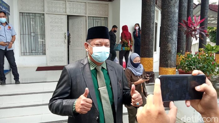 Wali Kota Bontang terpilih Basri Rase (Budi/detikcom)