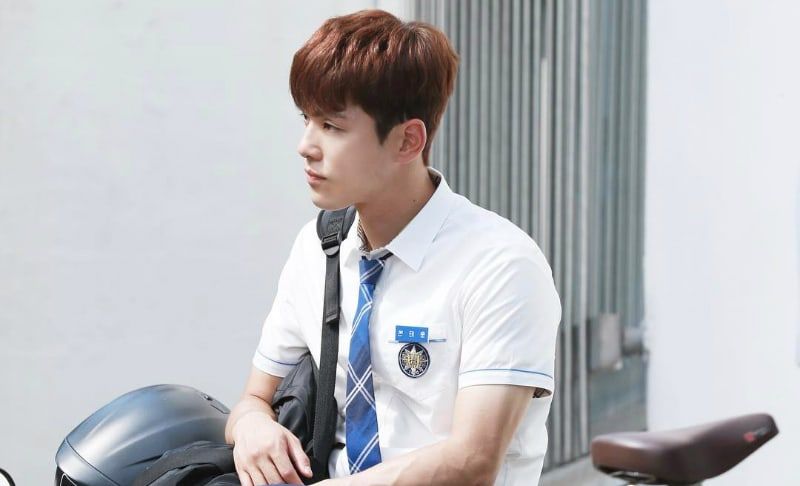 8 Bintang Drama Korea Usia 30 Tahun Ini Masih Cocok Jadi Anak SMA