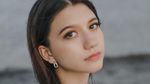 10 Potret Cassandra Lee, Si Cantik yang Ingin Pandemi Cepat Berlalu