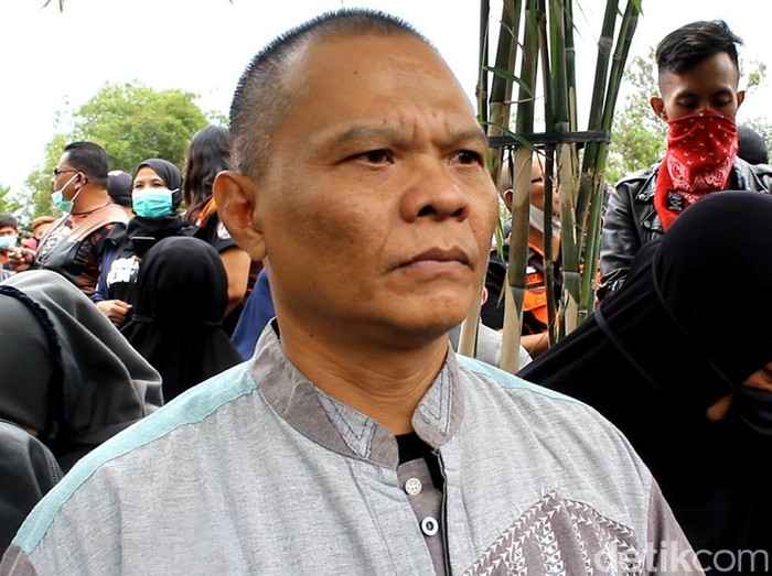 Denny Firdaus alias Kang Murad Preman Pensiun