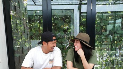 Doyan Kopi, Ibnu Jamil dan Ririn Ekawati Sering Hangout Bareng